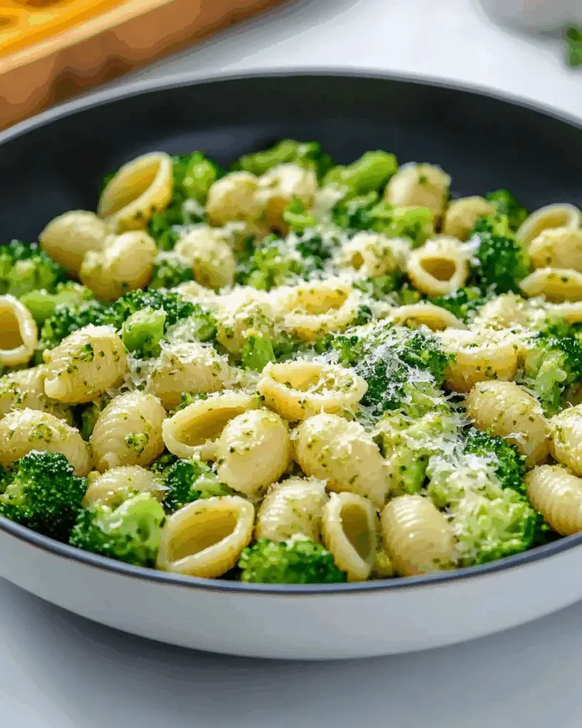 Light and Healthy Broccoli Pasta