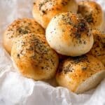 Garlic Herb Dinner Rolls Recipe