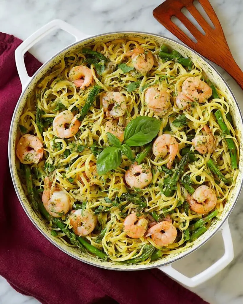 Shrimp Pesto Pasta with Asparagus Recipe