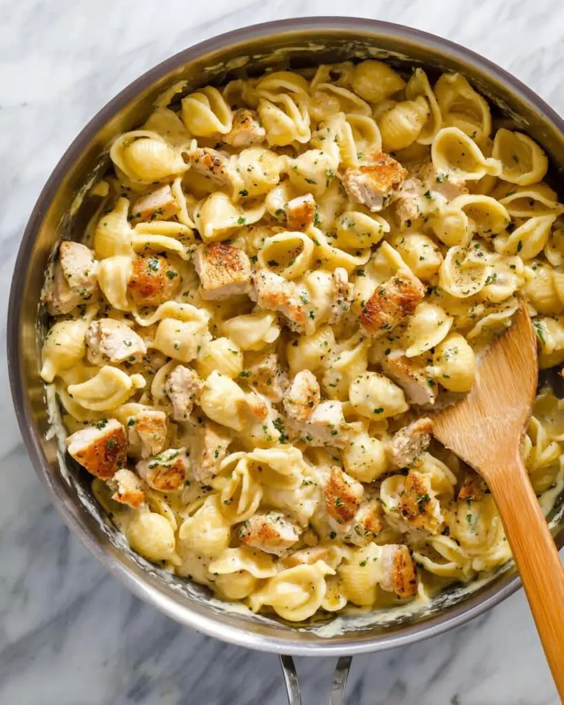 Creamy Chicken Mac and Cheese Recipe