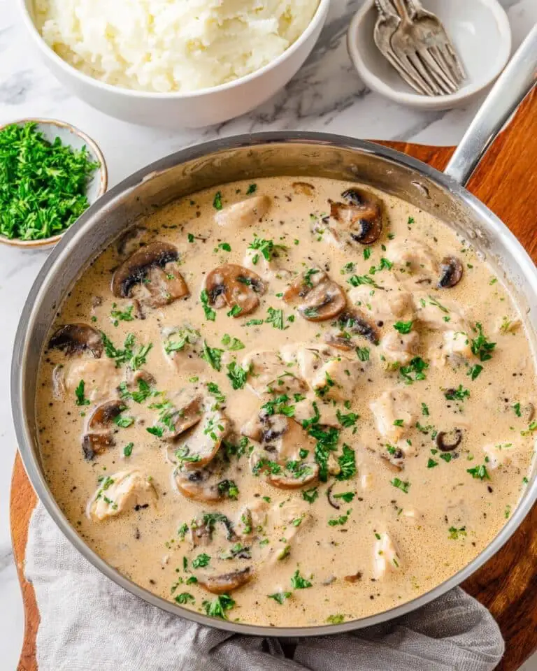 Creamy Chicken and Mushroom Soup Recipe