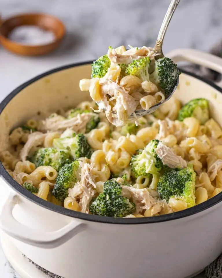 Creamy Cottage Cheese Mac and Cheese with Chicken and Broccoli Recipe
