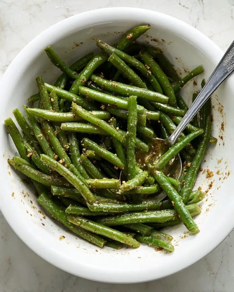 Slow Cooker Green Beans with Garlic, Onion Powder, and Paprika Recipe