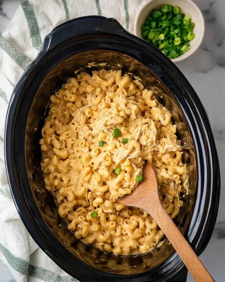 Crock Pot Buffalo Chicken Mac and Cheese Recipe