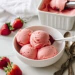 Homemade Strawberry Frozen Yogurt Recipe